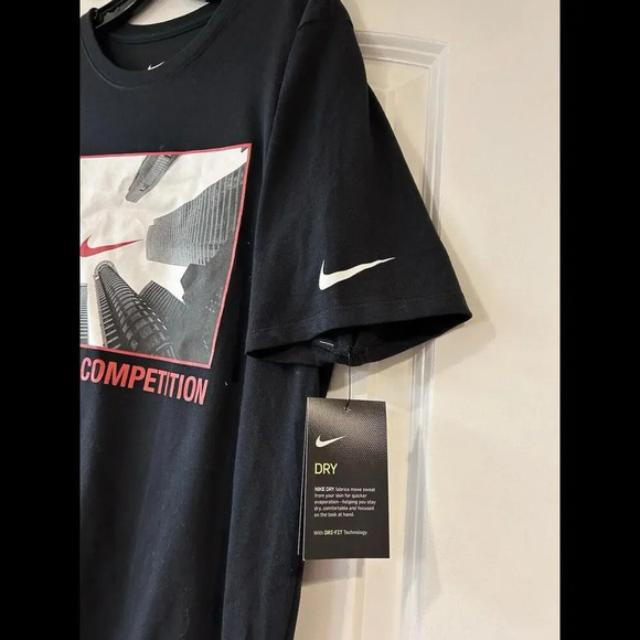 Nike Tee Men's Black Dri-FIT Crush The Competition Graphic T-Shirt Golf Large - Picture 6 of 9